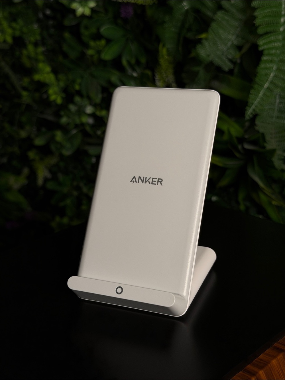 Anker Wireless Charging Stand in White